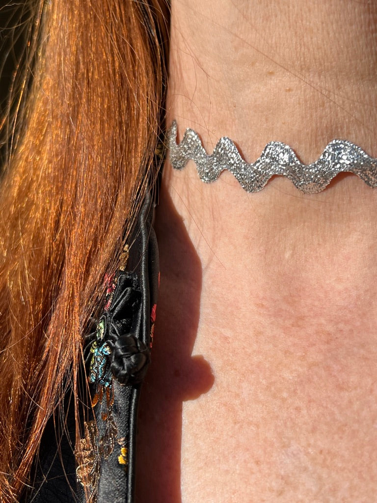 Metallic Argent Choker