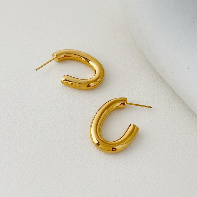 Glossy Lorelei Stud Earrings